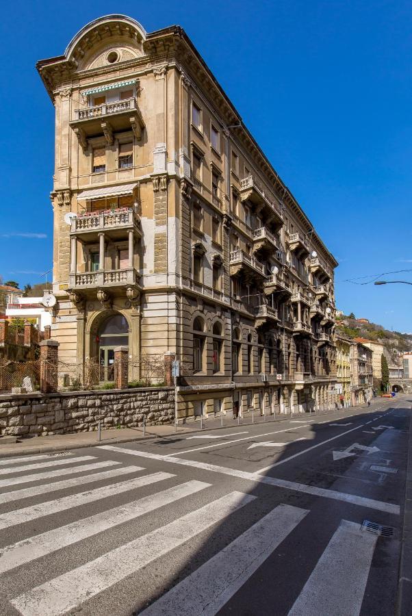 Saint Vitus Apartments With Balcony Риека Экстерьер фото